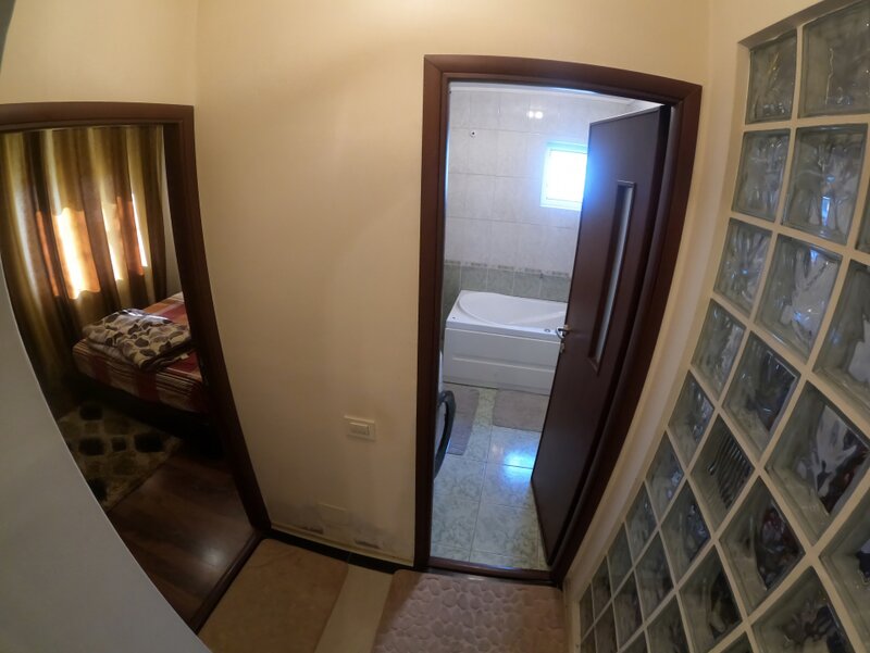 Giurgiu, apartament 3 camere decomandat, parter inalt, complet mobilat